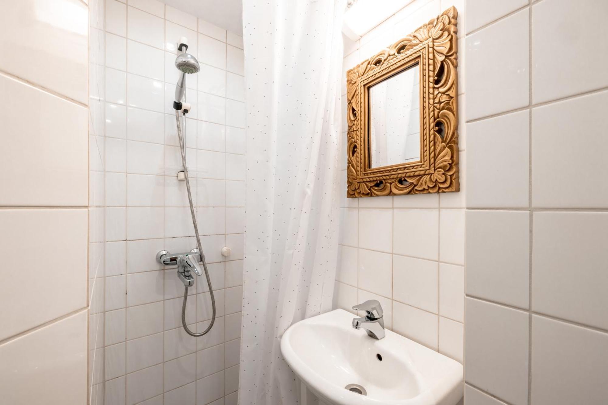 2Ndhomes Cozy And Compact Studio In Kamppi Helsinki Esterno foto