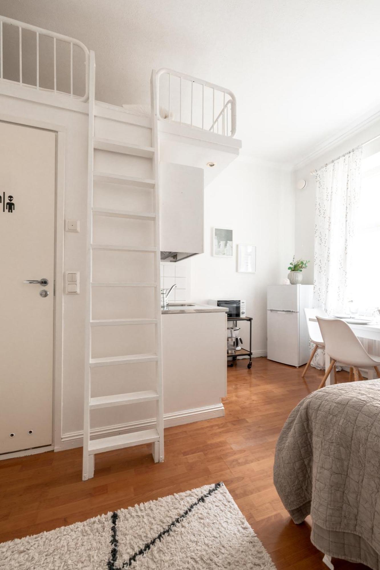 2Ndhomes Cozy And Compact Studio In Kamppi Helsinki Esterno foto