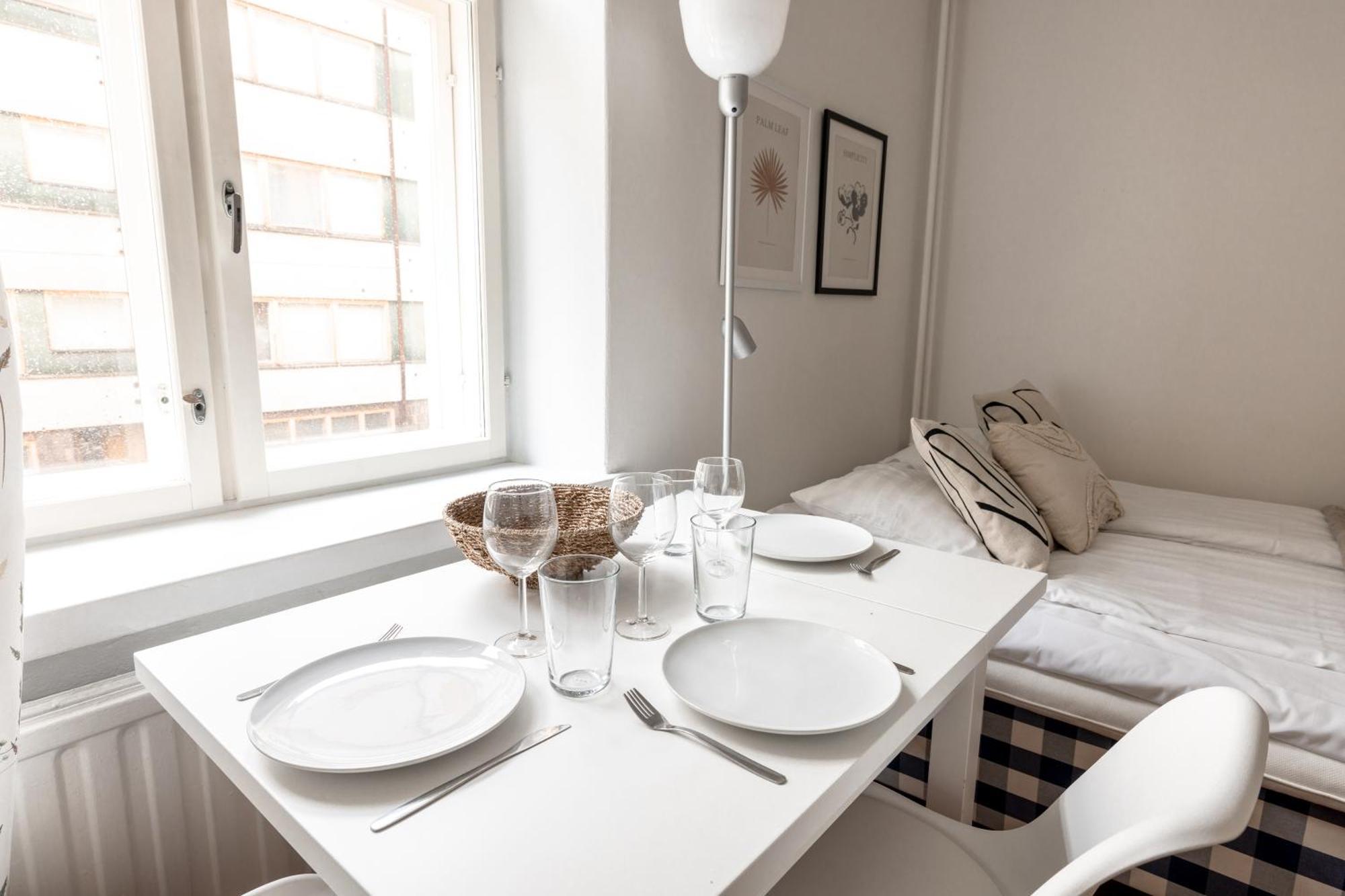 2Ndhomes Cozy And Compact Studio In Kamppi Helsinki Esterno foto